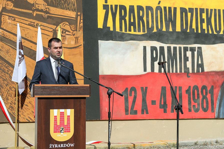 o1851591945.jpg