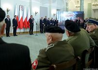 o128091201.jpg