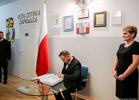 o1265509660.jpg