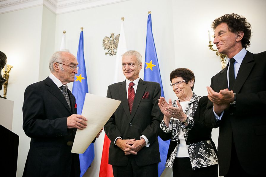 o155612066.jpg