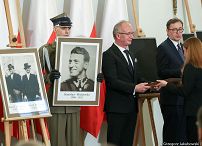 o883558201.jpg