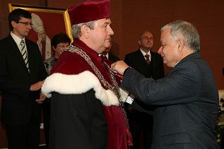 1727263002.jpg