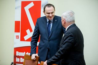 o1811846621.jpg