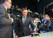 o1992307411.jpg
