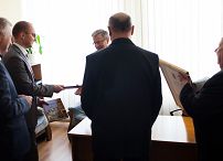 o1292279087.jpg