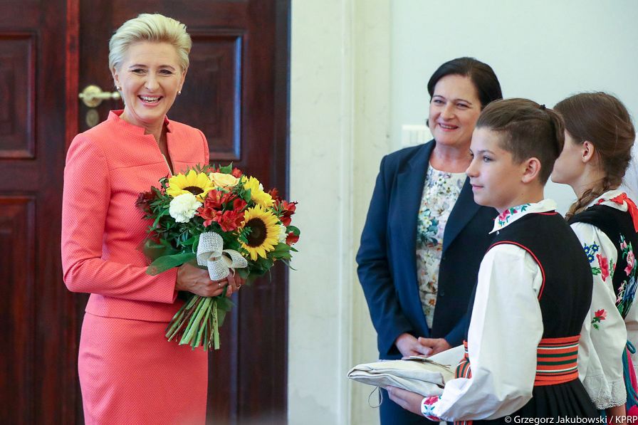 o1237913071.jpg