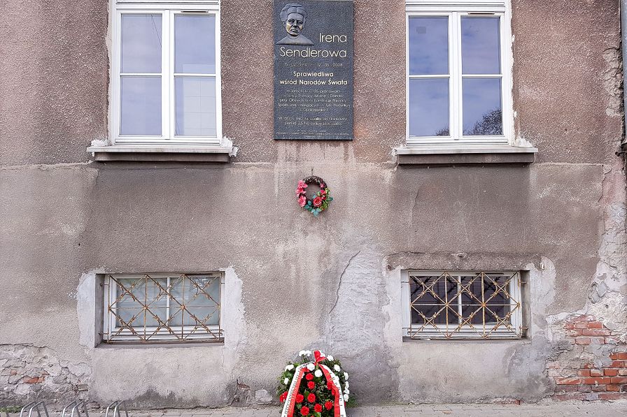 o1368367911.jpg