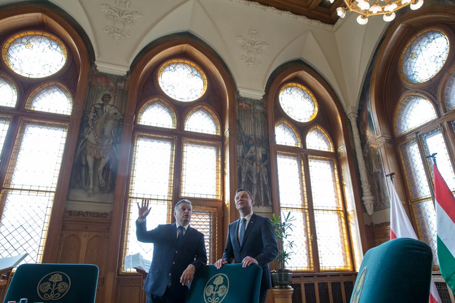 o1973121499.jpg