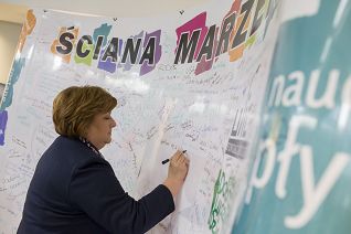 o1440974003.jpg