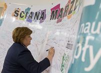 o1440974003.jpg