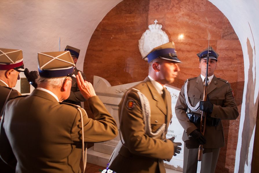 o1019018232.jpg