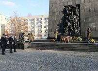 o436085500.jpg