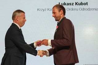 o1185050603.jpg