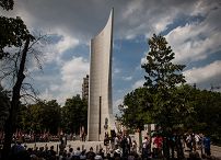 o1907535708.jpg