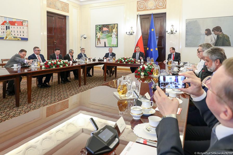 o1950182008.jpg