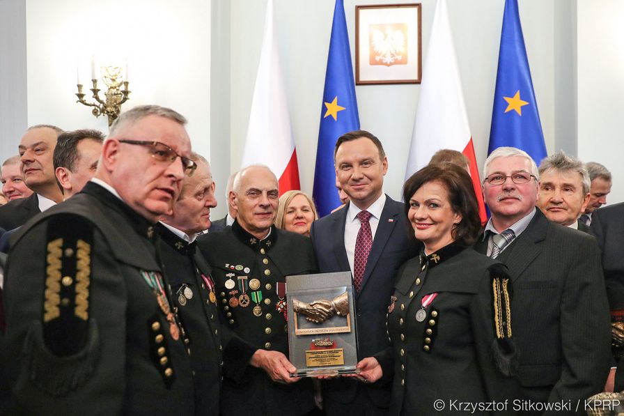 o1905018842.jpg