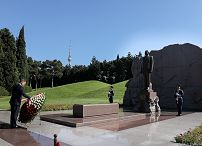 o1277040852.jpg