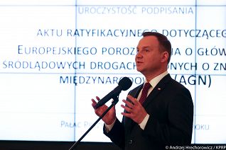 o723547970.jpg