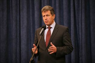 o963817121.jpg