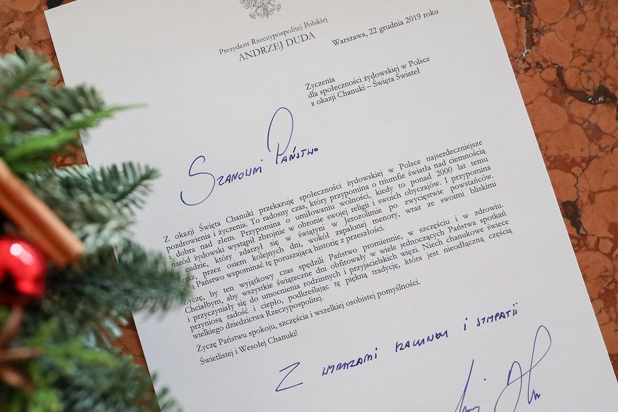 o1828348060.jpg