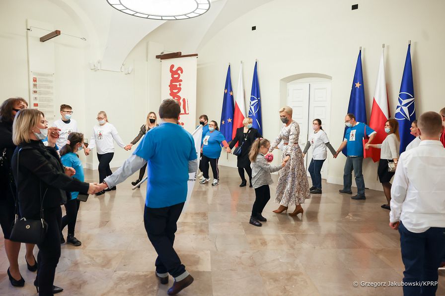 o1505218808.jpg