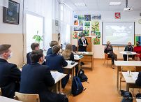 21__agata_kornhauser_duda_gimnazium_szymona_konarskiego_litwa_211019_gja_0568.jpg