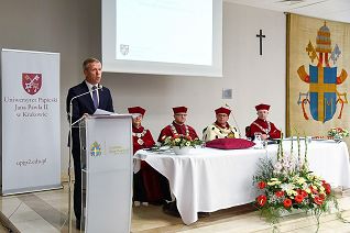 o1839669974.jpg