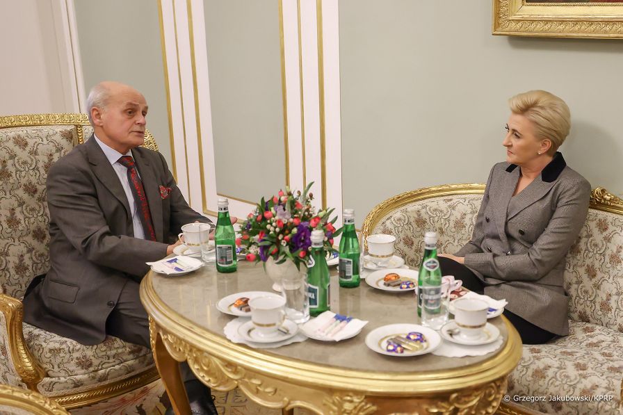 05__Agata_Kornhauser_Duda_fundacja_kropla_zycia_211126_GJA_5955.jpg