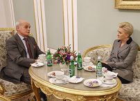 05__Agata_Kornhauser_Duda_fundacja_kropla_zycia_211126_GJA_5955.jpg