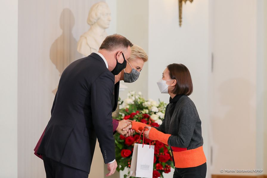 o1227711917.jpg