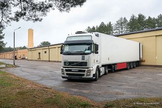 o1974834501.jpg
