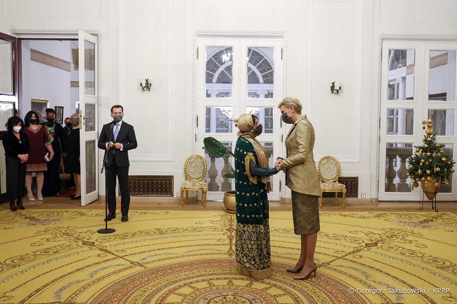 006_Agata_Kornhauser-Duda_Panie_Ambasadorowe_20211210_GJA_0273.jpg