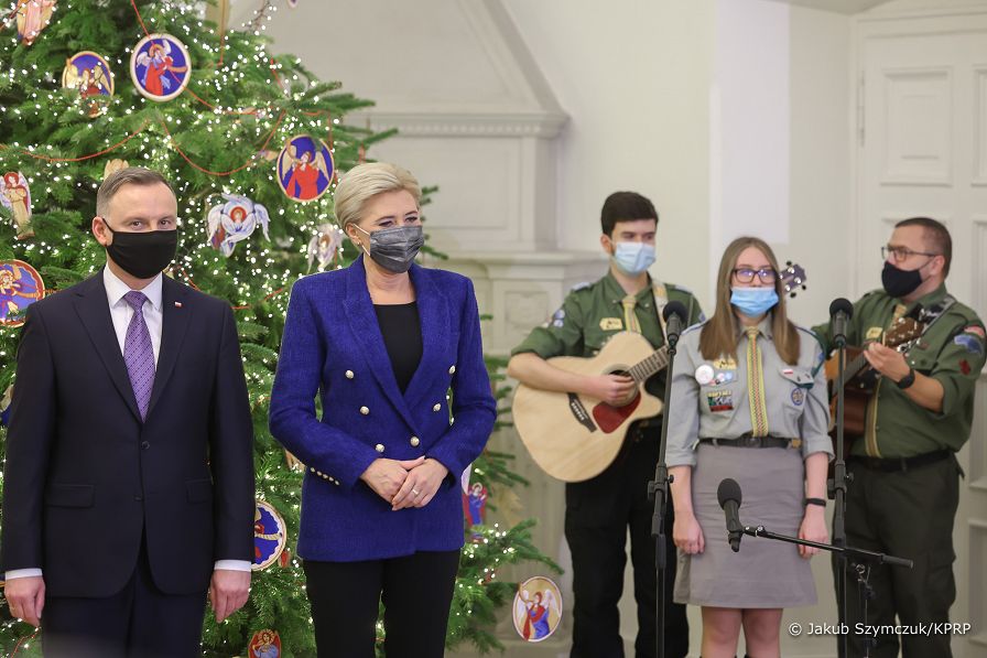 02__Para_Prezydencka_Harcerze_Swiatelko_Betlejemskie_20211214_JSZ_2625.jpg
