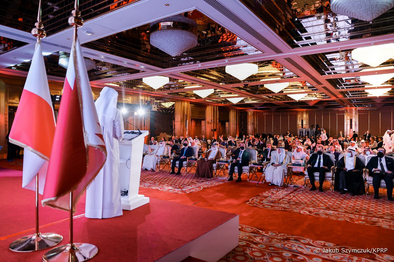 023_19__Andrzej_Duda_okragly_stol_gospodarczy_Katar_20211205_JS__3130_2.jpg