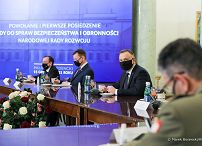 16_Rada_ds_ Bezpieczenstwa_20211215_MBO22946.jpg