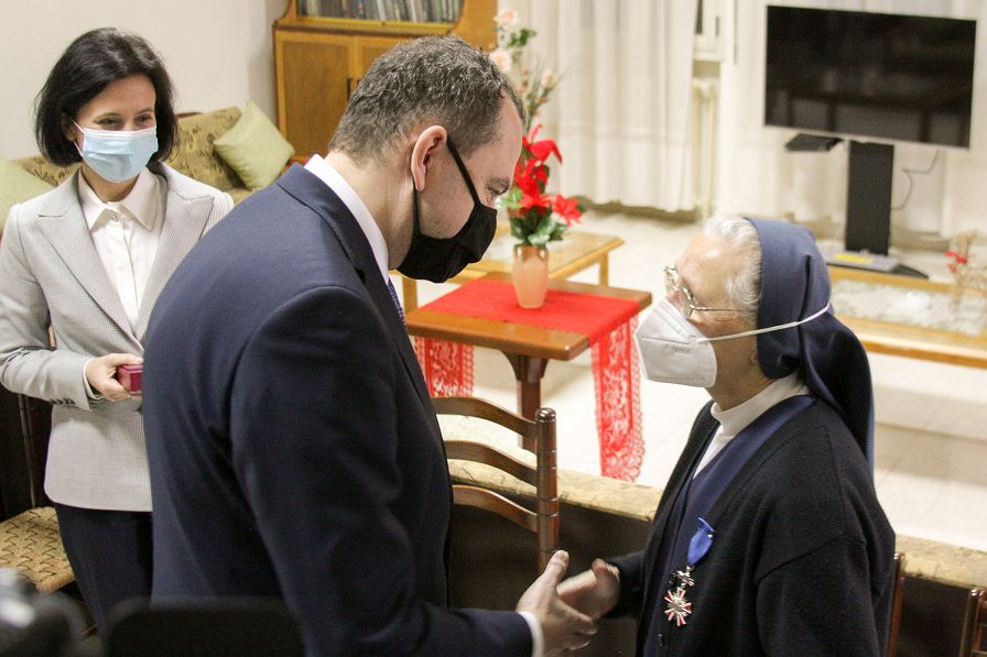 Siostra Krystyna Zawadzka -  Bhannes w Libanie (9).jpg