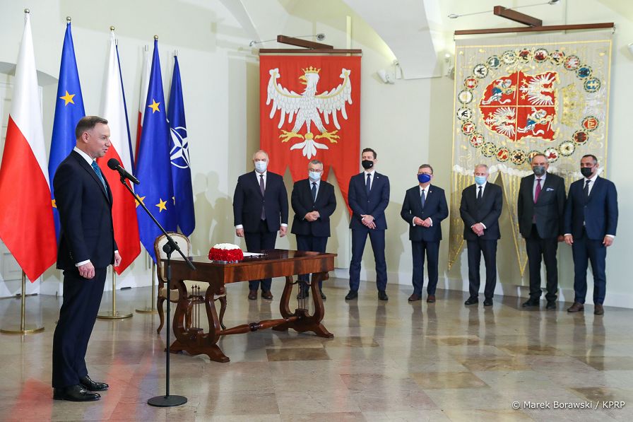 008_Andrzej_Duda_ustawa_igrzyska_europejskie_2023_20211217_MBO11234.jpg