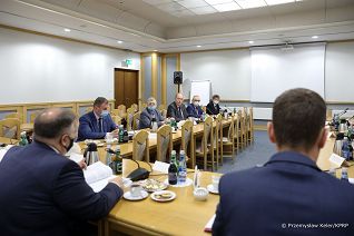 06_Spotkanie_MEiN_20211216_PK013651.jpg