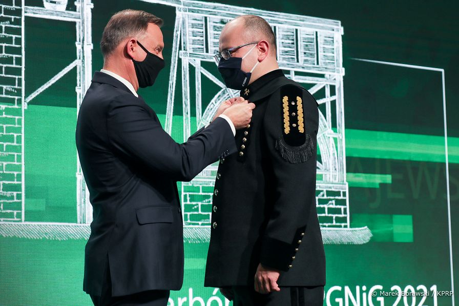 002_Andrzej_Duda_Barborka_PGNiG_20211202_MBO29636.jpg