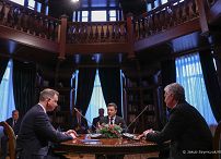 17__Andrzej_Duda_wieniec_miejsce_pamieci_Iwano_Frankowsk_20211220_JS__6562.jpg