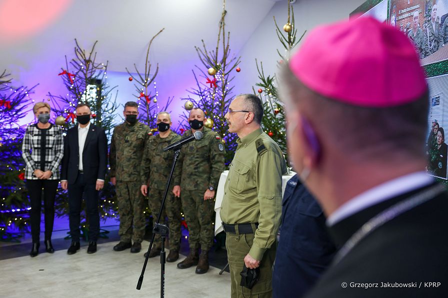 008_Para_Prezydencka_Koden_sluzby_mundurowe_20211221_GJA_4403.jpg