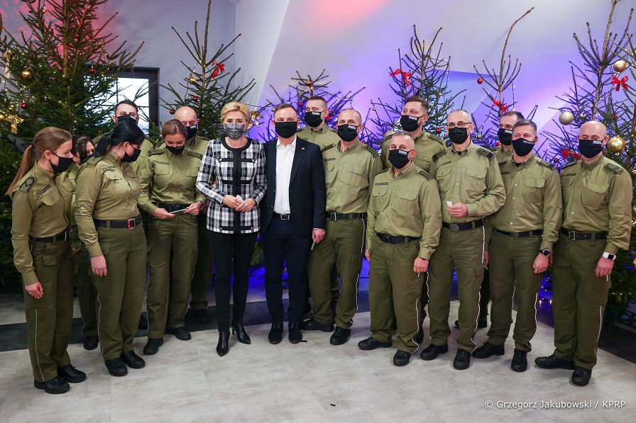 013_Para_Prezydencka_Koden_sluzby_mundurowe_20211221_GJA_4691.jpg