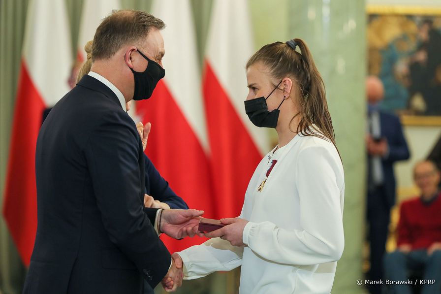 007_Para_Prezydencka_odznaczenia_niepelnosprawni_20211203_MBO20050.jpg