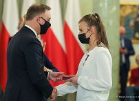 007_Para_Prezydencka_odznaczenia_niepelnosprawni_20211203_MBO20050.jpg