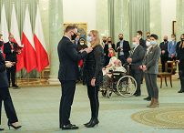 015_Para_Prezydencka_odznaczenia_niepelnosprawni_20211203_MBO20289.jpg