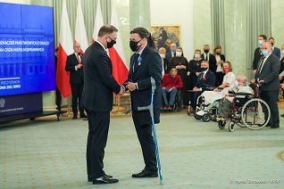 018_Para_Prezydencka_odznaczenia_niepelnosprawni_20211203_MBO20397.jpg