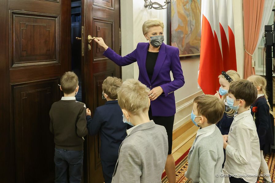 15__Agata_Kornhauser_Duda_szkola_podastwowa_Warszawa_20211207_GJB_8228.jpg