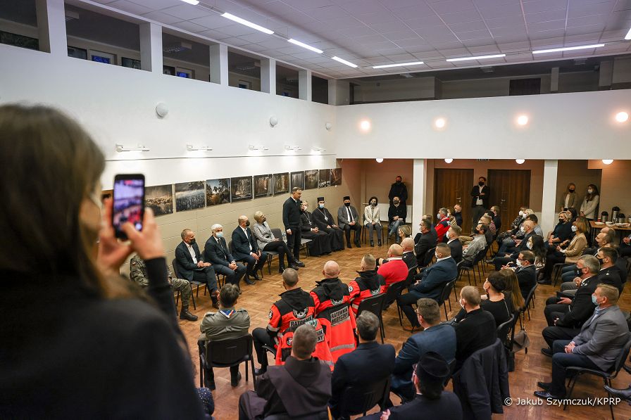 20__Andrzej_Duda_Czarna_Bialostocka_20211208_JS__3971.jpg