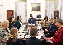 011_Andrzej_Duda_Cichanouska_rodziny_bialoruskie_20211209_MBO17319.jpg