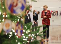 19__Agata_Kornhauser_Duda_ubieranie_choinki_20211209_GJB_9496.jpg